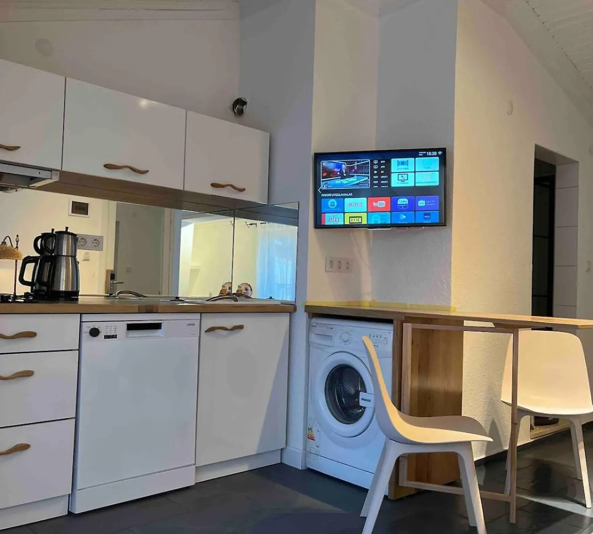 Cozy Akyaka Karanfil Sokak Rooftop House With Terrace Ula